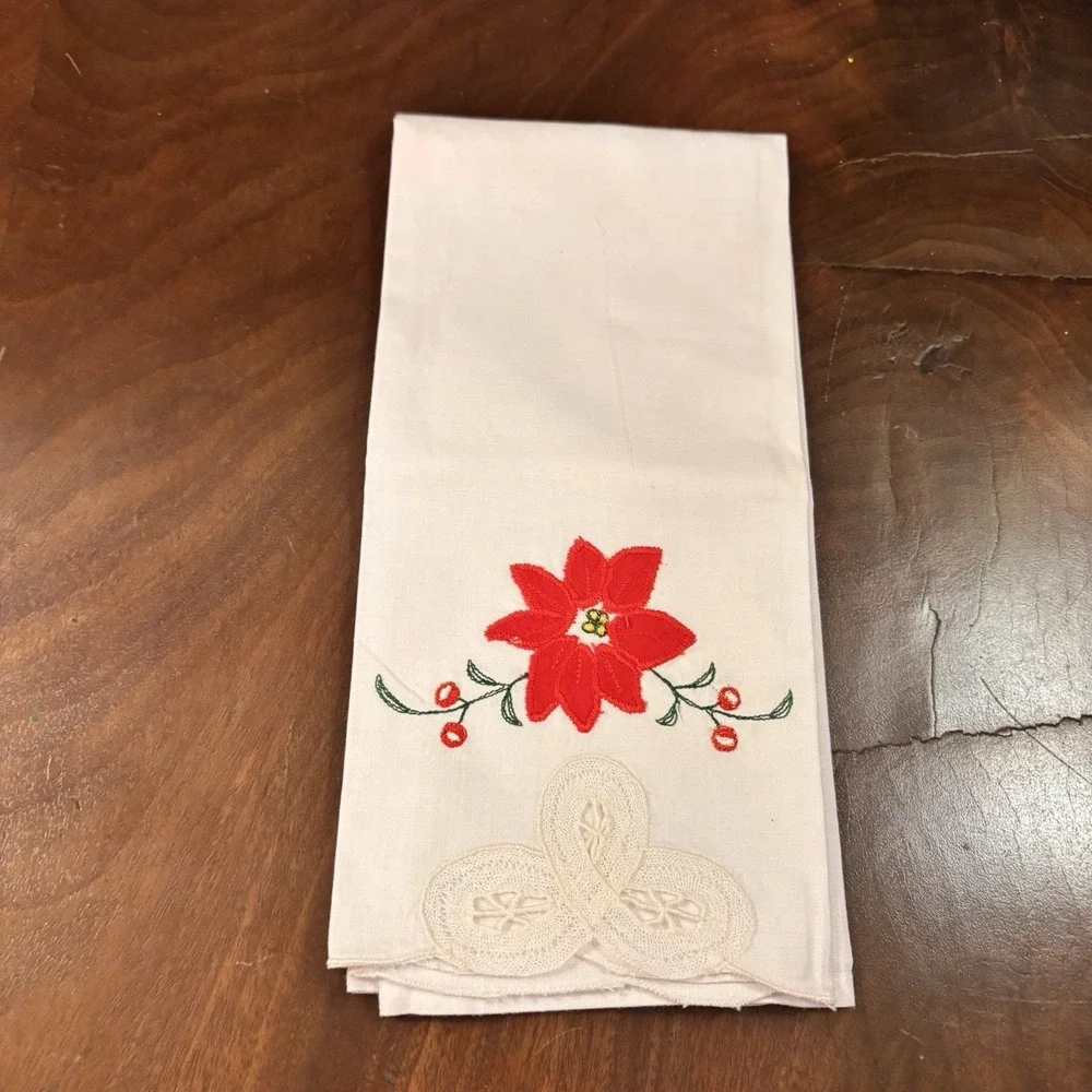 Set of 2 Vintage Christmas  Tea Towels Hand Embroidered Poinsettia Lace